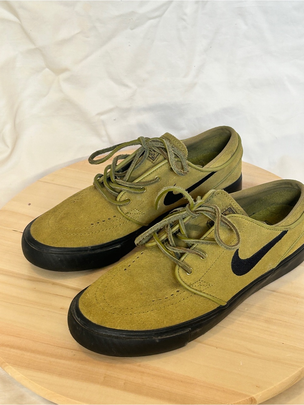 Nike SB Stefan Janoski Men’s US 6 Suede Low Top Sneakers Green/Black